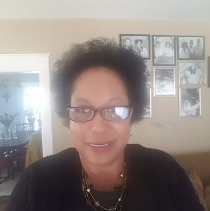 Meet your Posher, Veronica